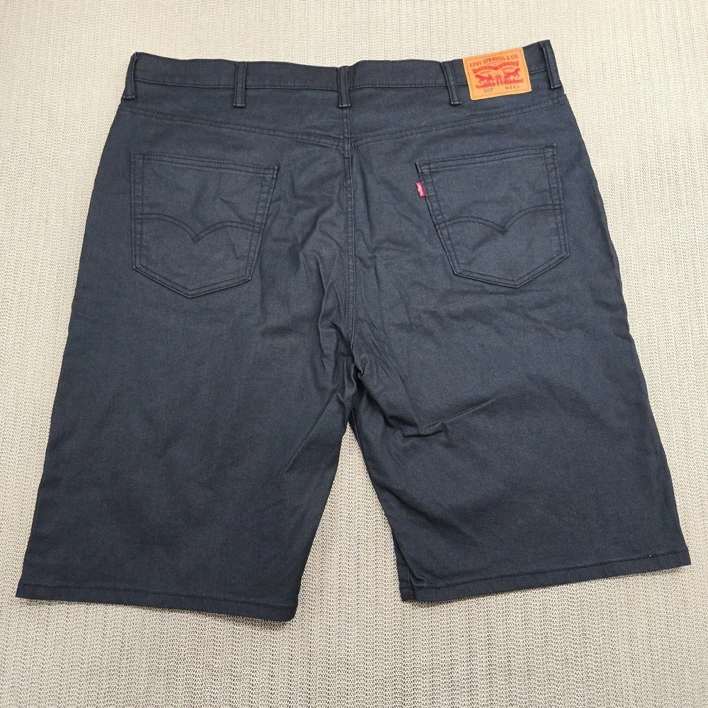 Levis us desired check